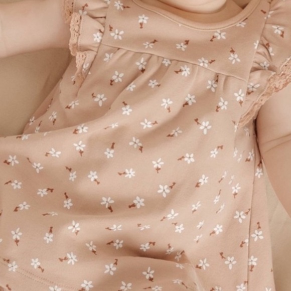 Quincy Mae Bloomer Set floral 12/18m tan - Picture 3 of 5